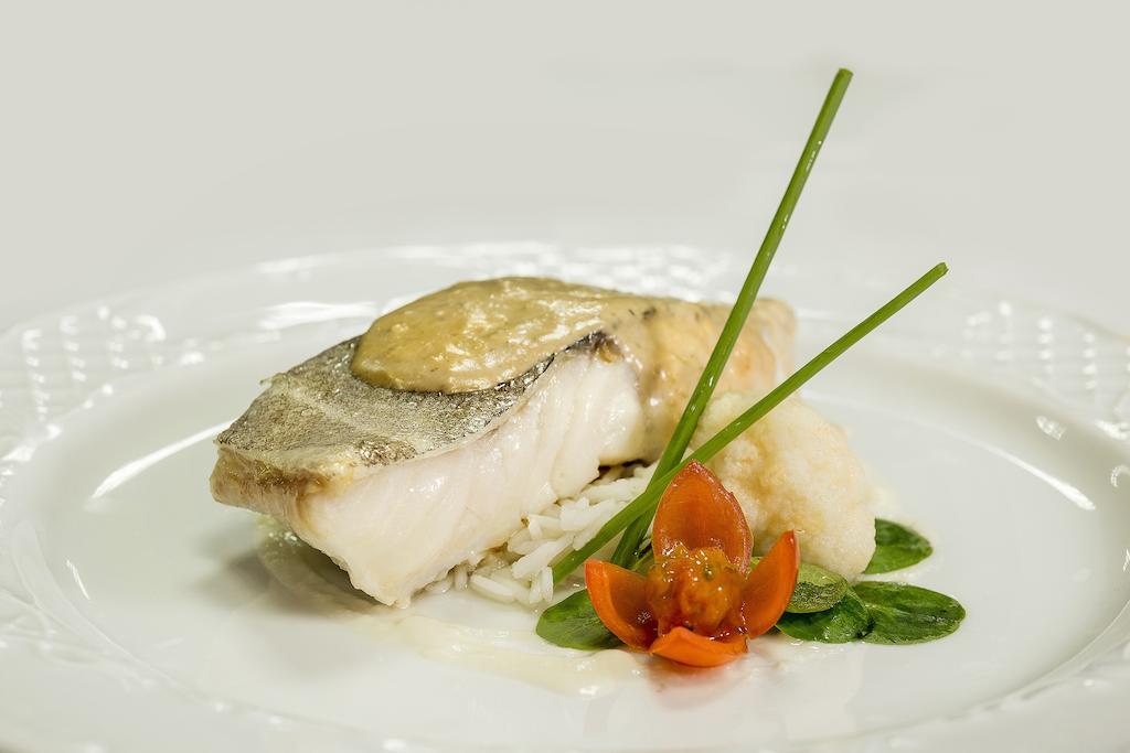 Hotel Restaurante Sostenible La Laguna ブロサス エクステリア 写真