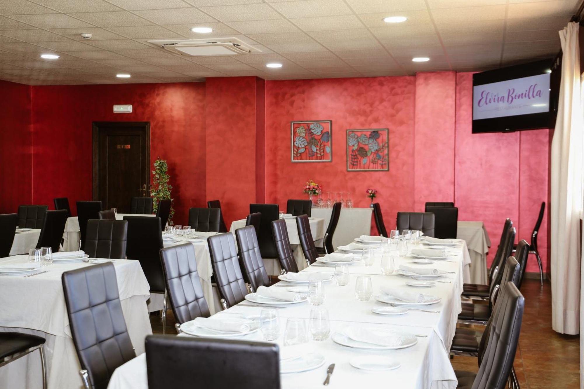 Hotel Restaurante Sostenible La Laguna ブロサス エクステリア 写真