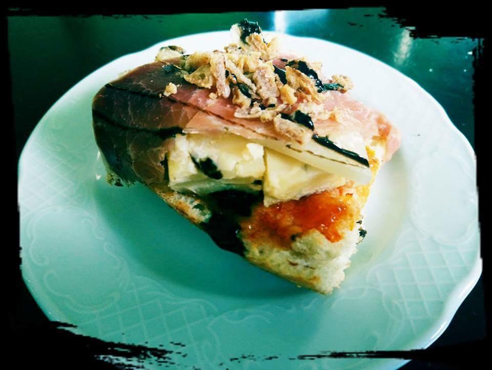 Hotel Restaurante Sostenible La Laguna ブロサス エクステリア 写真
